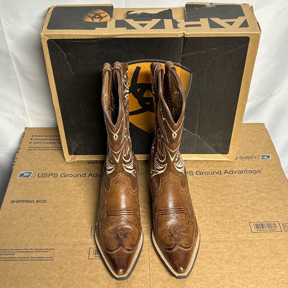 Ariat Heritage Western J-Toe boots